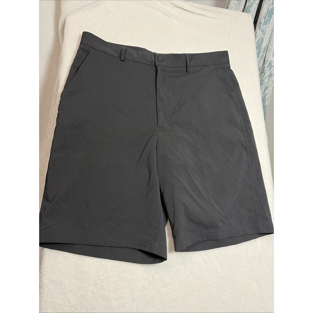 Kirkland Signature Men's Traditional Fit Shorts Size 36 Black Flat Front‎ Pocket